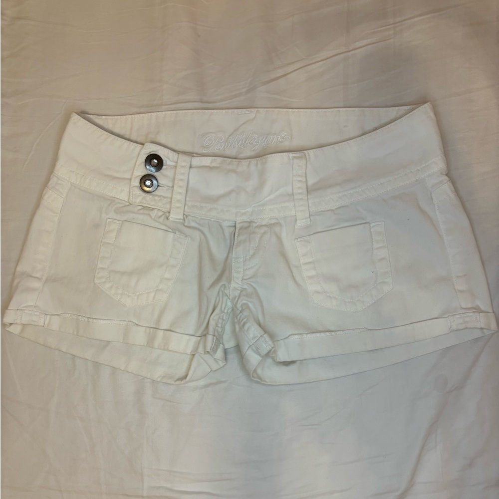 Y2k Low rise white shorts